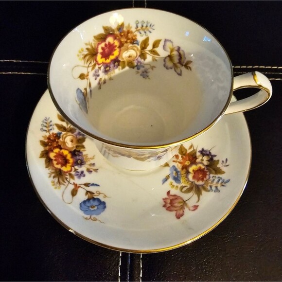 AYNSLEY est. 1775 English BONE CHINA 29c2. Cup and saucer - Picture 3 of 9